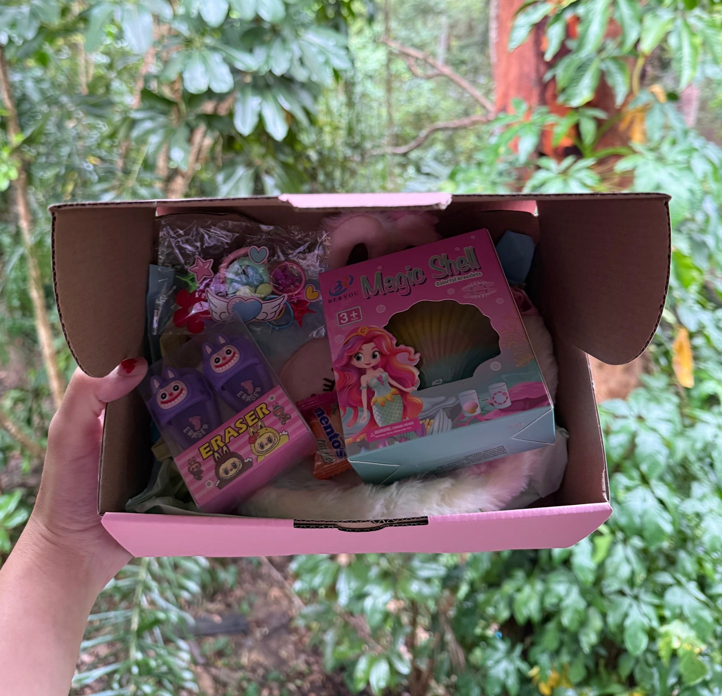 It’s A Girl’s World Mystery Box