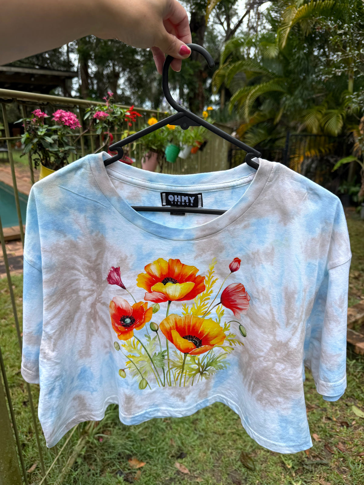 Size XL - Poppy Bunch Crop Top