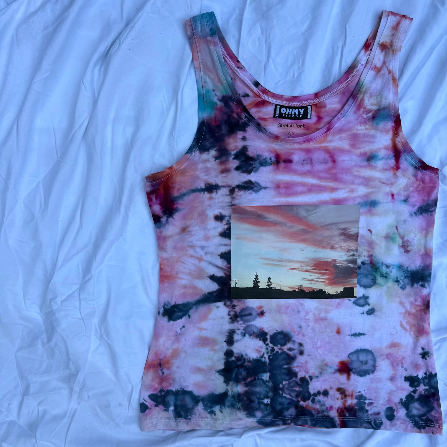 Size L - Wildfire Sky Singlet