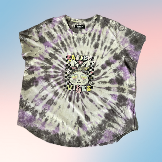 Women’s Size 22 - Easter Vibes Tee